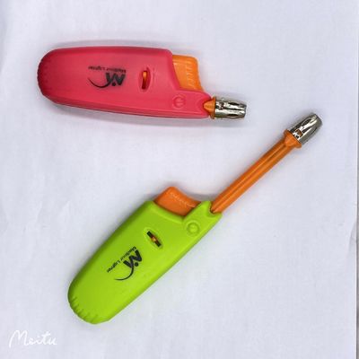再充填可能なブタンガスキャンドル キッチンストーブライター 68*27.8*13mm OEMカラーを受け入れる