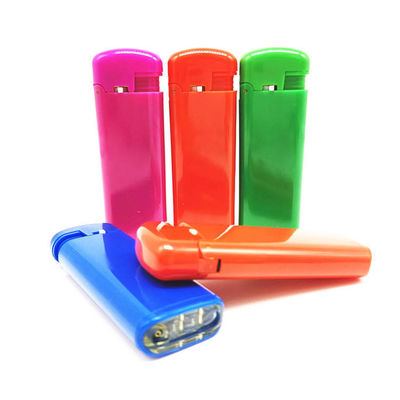 重いピエゾ点火器と再充電可能な防風点火器