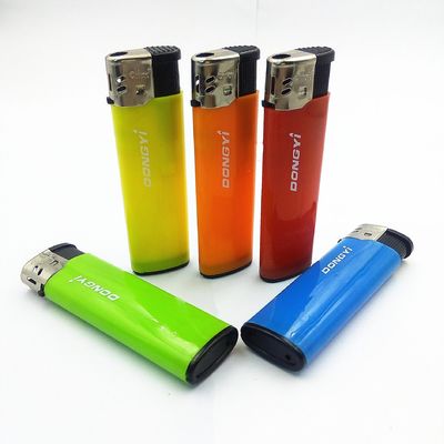 プラスチック 79mm サイズの電子リフールまたはミドルスト市場のための使い捨ての炎点灯器