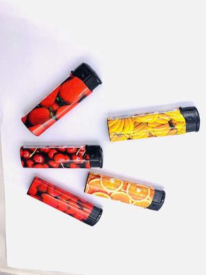 82*24.2*12.3mm 再充填可能なプラスチック亜鉛合金 電子ブタンガスライター